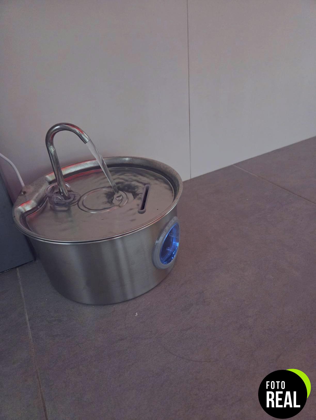 fuente-gatos-inox-automatico-2-6l-foto-3